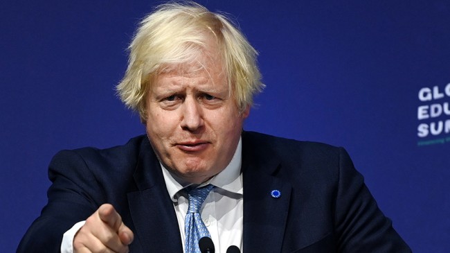 İngiltere Başbakanı Johnson, istifa etti