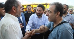 Kağıthane Belediye Başkanı Mevlüt Öztekin, kurban pazarını ziyaret etti