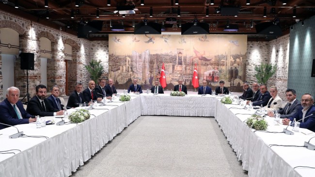 Cumhurbaşkanı Erdoğan, TİM Başkanı Mustafa Gültepe ve ekibini kabul etti