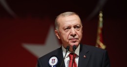Erdoğan: “Ege’de her fırsatta tacizleri ve terbiyesizlikleriyle huzursuzluk çıkartanların sadece maşa olduğunu biliyoruz”