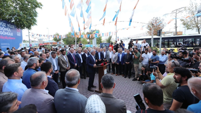 AK Parti, Küçükçekmece’de belediye başkanlarıyla örnek bir saha çalışması gerçekleştirdi