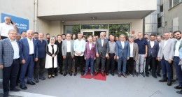 AK Parti’li Belediye Başkanları Ataşehir’de esnaf ve vatandaşlarla buluştu