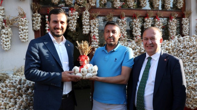 Bağcılar Belediye Başkanı Abdullah Özdemir, 34. Uluslararası Taşköprü Kültür ve Sarımsak Festivali’ne katıldı