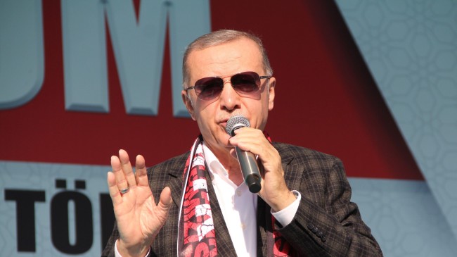 Erdoğan, “CHP’nin belediyelerindeki yolsuzluk, hırsızlık, ahlaksızlık vakalarını almış başını gidiyor”