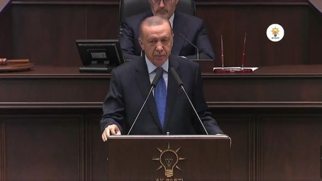 Cumhurbaşkanı Erdoğan, “Başörtüsü sorununu Anayasa ile çözelim”