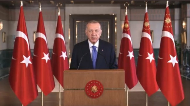 Cumhurbaşkanı Erdoğan: “Amacımız ülkemizi kalkındıracak, dünyada söz sahibi kılacak, başarılı gençlere sahip olmaktır”