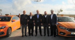 AK Parti İstanbul İl Başkanı Kabaktepe taksicilerle toplantıda bir araya geldi