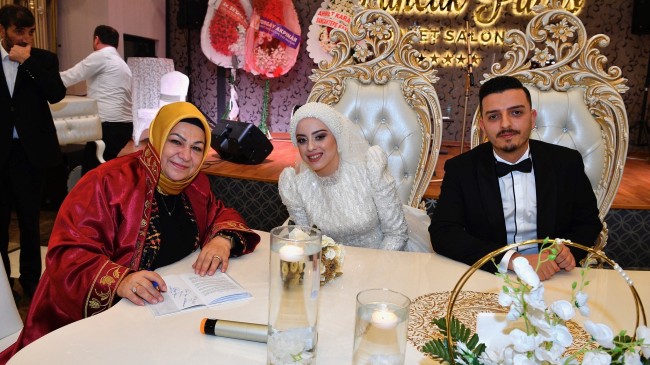 Enes Ahmet Balaman ile Eminenur Balkaya evliliğe ilk adımlarını attılar