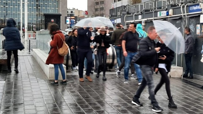 İstanbul’da yağmur ve şiddetli rüzgar