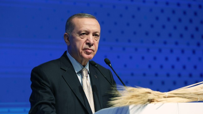 Cumhurbaşkanı Erdoğan, “Teröristlerle verdiğimiz mücadelede bize kalkıp kimse hesap soramaz”