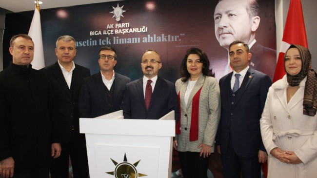 AK Parti’li Bülent Turan: “Başörtüsü konusunda CHP’den özür bekliyoruz”