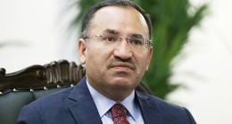 Bozdağ: “Bunlar Türkiye’yi yönetecek cumhurbaşkanı adayı değil, 6 lideri idare edecek özel kalem müdürü arıyor”