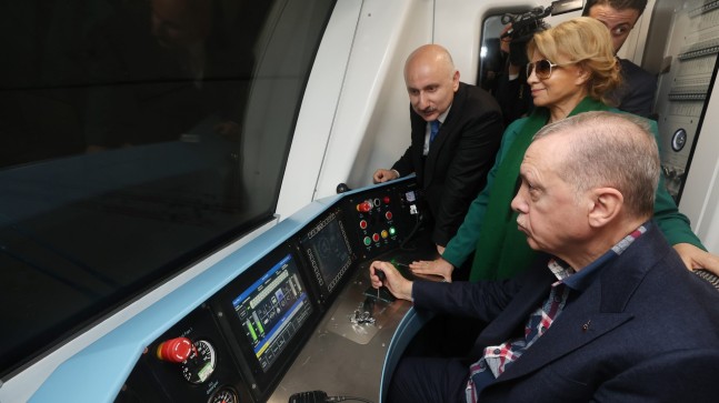 Cumhurbaşkanı Erdoğan, Kağıthane – İstanbul Metrosu test sürüşünü yaptı