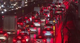 İstanbul’da trafik yoğunluğu yüzde 90’larda, Ekrem İmamoğlu şehir dışında