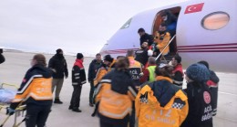 Cumhurbaşkanlığına ait “DAP” uçağı depremzede 6 yaralıyı Ankara’ya nakletti