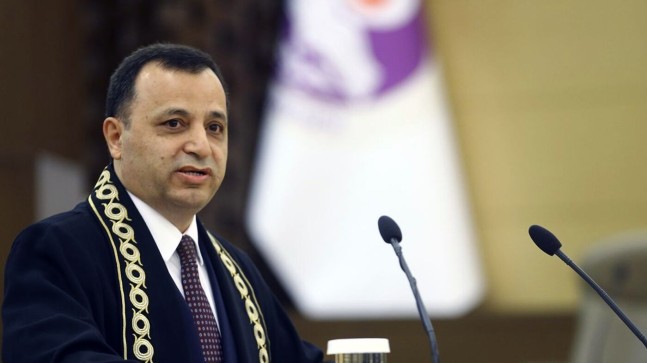 Zühtü Arslan, üçüncü kez Anayasa Mahkemesi Başkanı seçildi