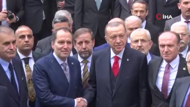 Cumhurbaşkanı Recep Tayyip Erdoğan, Fatih Erbakan’ı ziyaret etti