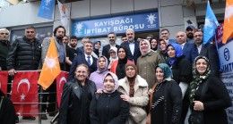 AK Parti İstanbul İl Başkanı Osman Nuri Kabaktepe, Kayışdağı İrtibat Bürosu açtı