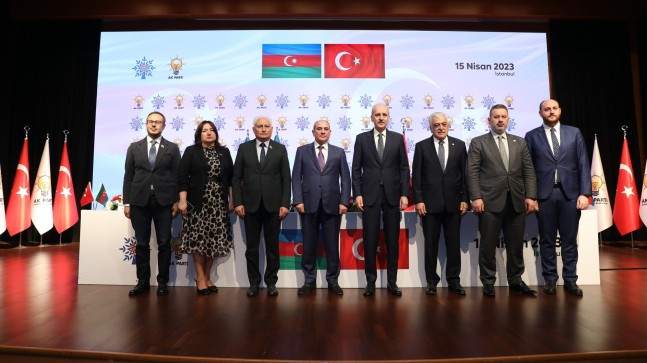 Azerbaycan heyetinden AK Parti’ye destek açıklaması
