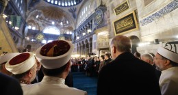 Erdoğan, Ramazan Bayramı namazını Ayasofya-i Kebir Cami-i Şerifi’nde kıldı
