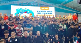 Sultangazi Belediyesi’nden ilçedeki amatör spor kulüplerine maddi destek