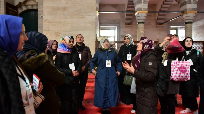 Tuzla’da “Ramazan’da Camileri Geziyorum” etkinliğine yoğun ilgi