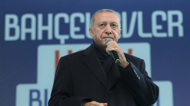 Cumhurbaşkanı Erdoğan: “İstanbul, bu ülkenin yönetimini kasetle ele geçirme operasyonlarına geçit vermemiştir”