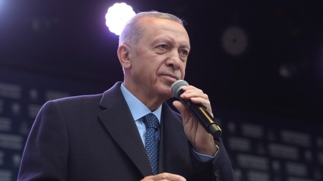 Cumhurbaşkanı Erdoğan “Meral hanımı masaya döndüren de, Muharrem İnce’yi adaylıktan çektiren de aynı güçtür”