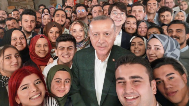 Cumhurbaşkanı Recep Tayyip Erdoğan, ’28 Mayıs’ta gençlerin desteğine güveniyorum’