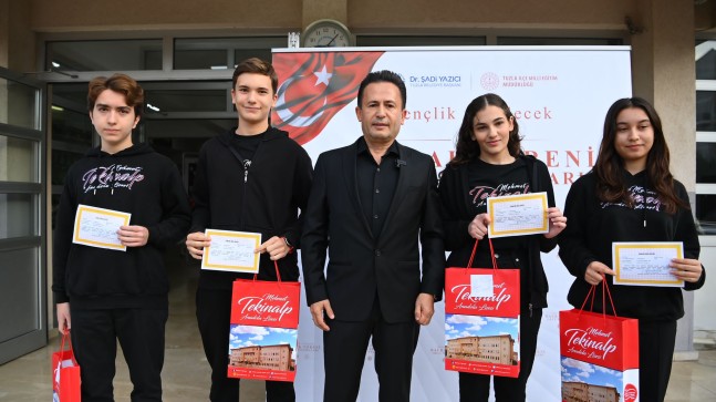 Başkan Yazıcı, Mehmet Tekinalp Anadolu Lisesi öğrencileriyle buluştu