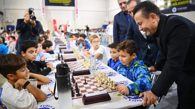 Türkiye Satranç Turnuvası, bu yıl Tuzla’da Cumhuriyet’in 100. yılına özel gerçekleşiyor