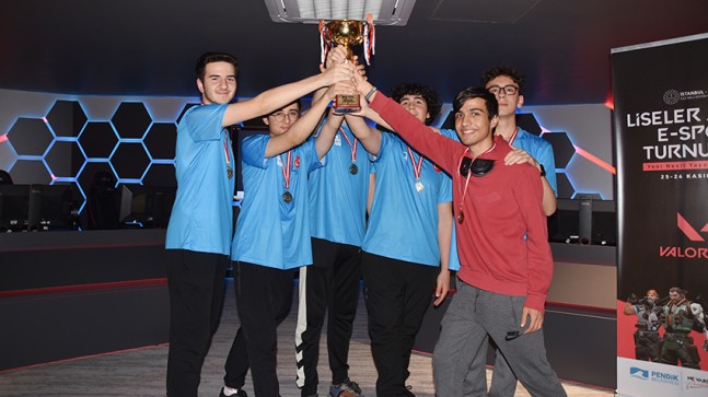 Pendik Belediyesi e-spor turnuvasında kazanan takım belli oldu