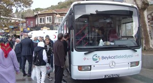 Beykoz’da sağlık otobüsü ile vatandaşlara ücretsiz sağlık taraması yapılıyor
