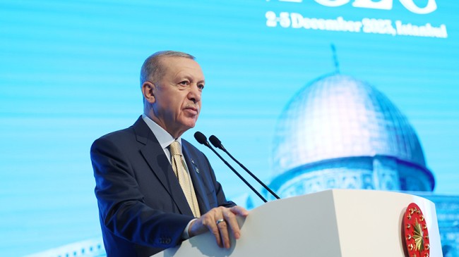 Cumhurbaşkanı Erdoğan: “Batı’da yaşayan Müslümanlara yönelik saldırılar artıyor”