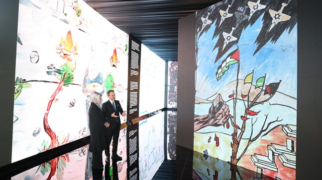 Emine Erdoğan “Kurşun Geçirmez Düşler: Gazzeli Çocuk Ressamlar Sergisi”ni ziyaret etti