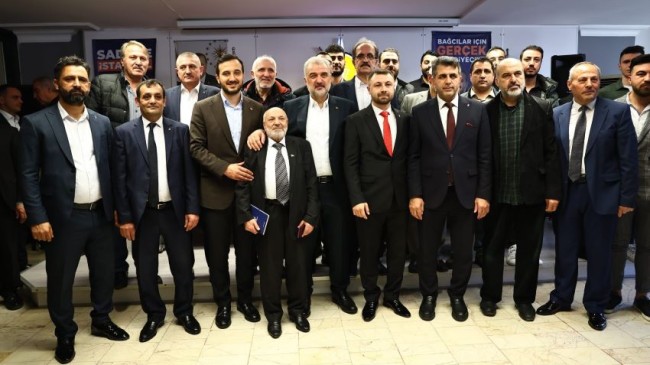 Bağcılar’da 50 kişi Gelecek Partisi’nden istifa edip AK Parti’ye katıldı