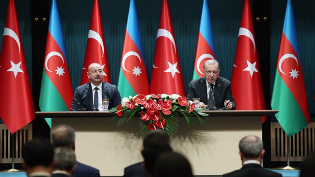 Cumhurbaşkanı Erdoğan, “Azerbaycan ile birlikte omuz omuza hareket ediyoruz”