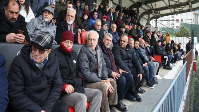 Kadem Başkan, Gülsuyuspor – Bağlarbaşıspor maçını takip etti