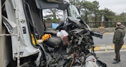 Sarıyer Belediyesi’nin çöp kamyonu İETT otobüsüne çarptı: ağır yaralılar var