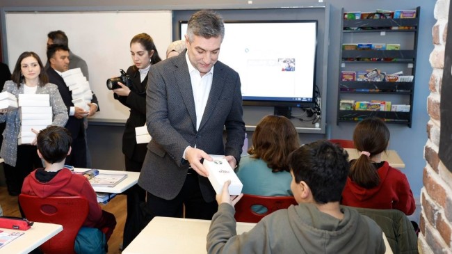 Şile Belediye Başkanı İlhan Ocaklı, Bilgi Kuram Koleji’ni ziyaret etti