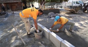Şile Belediye Meydanı yenileme çalışmaları hızla devam ediyor