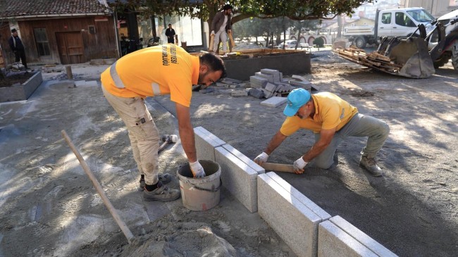 Şile Belediye Meydanı yenileme çalışmaları hızla devam ediyor