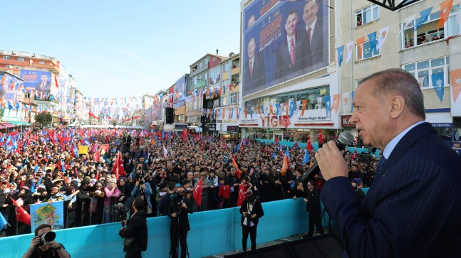 Cumhurbaşkanı Erdoğan, Sultanbeyli’de 10 binlerle buluştu