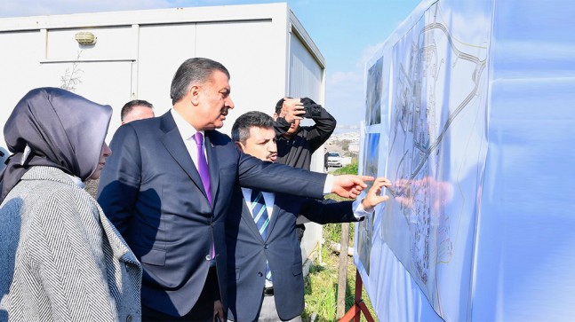 Fahrettin Koca, “Türkiye’nin en büyük kapasitesi olan şehir hastanesi Sancaktepe’de inşaatı devam ediyor”