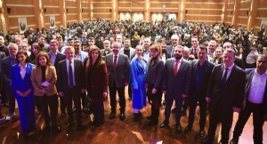 Farklı siyasi partilerden istifa eden bin üye AK Parti’ye katıldı