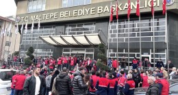 Maaşını az bulan Maltepe Belediyesi işçileri eylem yaptı