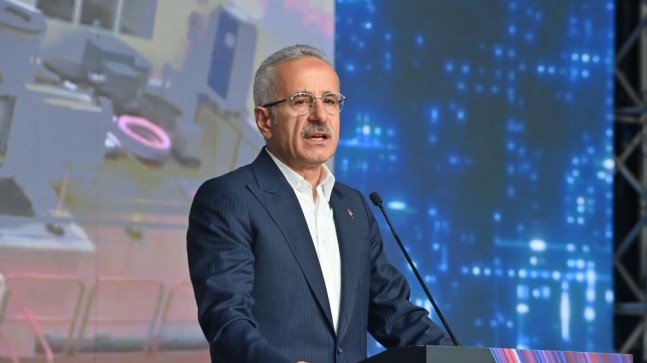 Ulaştırma ve Altyapı Bakanı Uraloğlu: “Ülkemizin ilk yerli ve milli haberleşme uydusu yakında uzayda olacak”