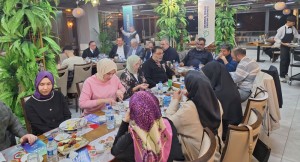 İstanbul İnsani Yardım Derneği, iftar sofrasında gönüllüleri ile buluştu